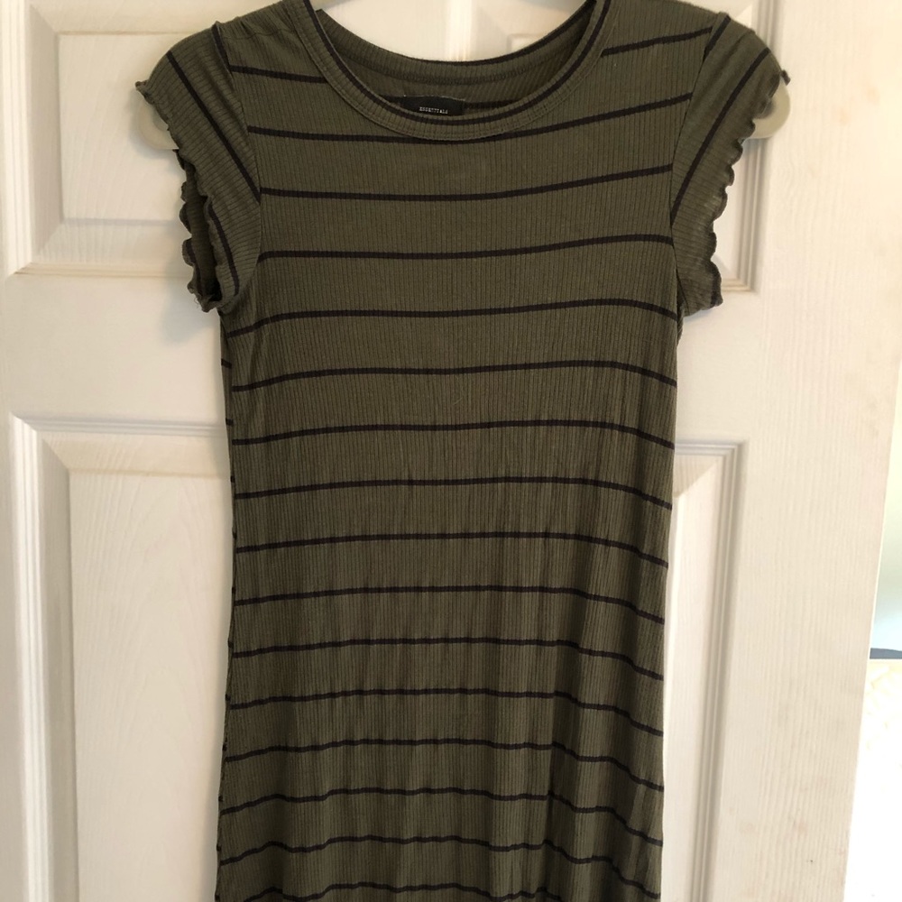 Lettuce hem tee shirt dress